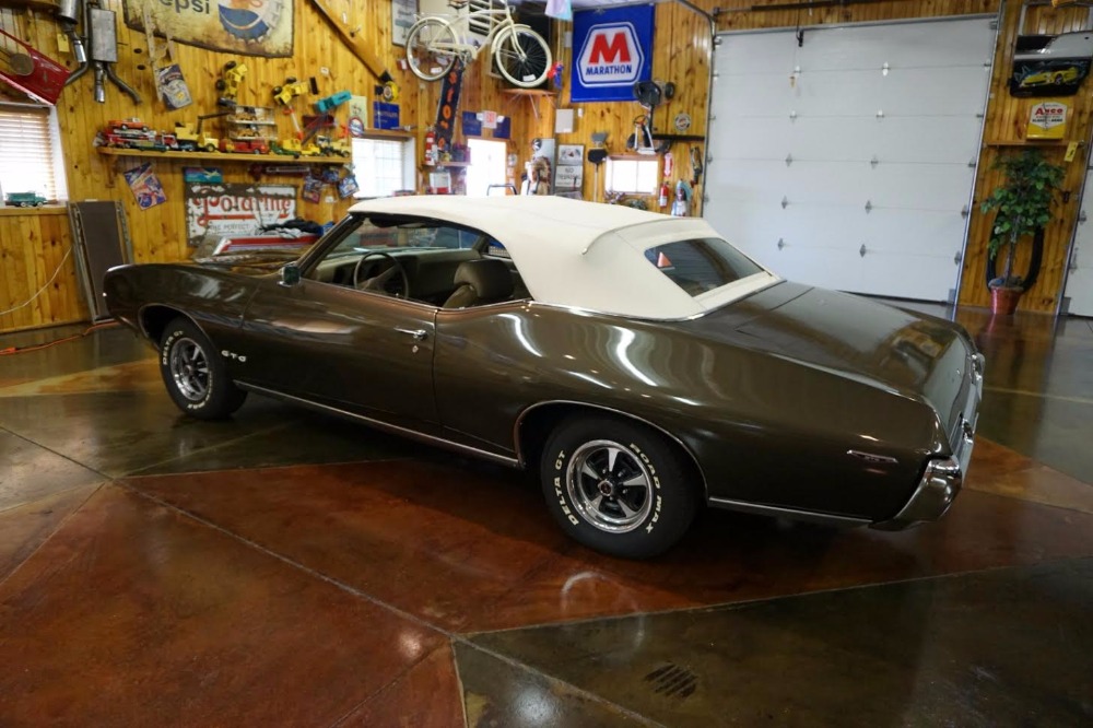 Used 1969 Pontiac GTO - NUMBERS MATCHING- FULL RESTO-ONE OWNER | Mundelein, IL