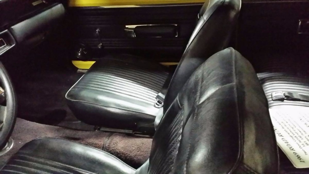 Used 1969 Plymouth RoadRunner -426 BIG BLOCK-BEEP BEEP- READY, SET, ZOOM-MOPAR POWER- | Mundelein, IL