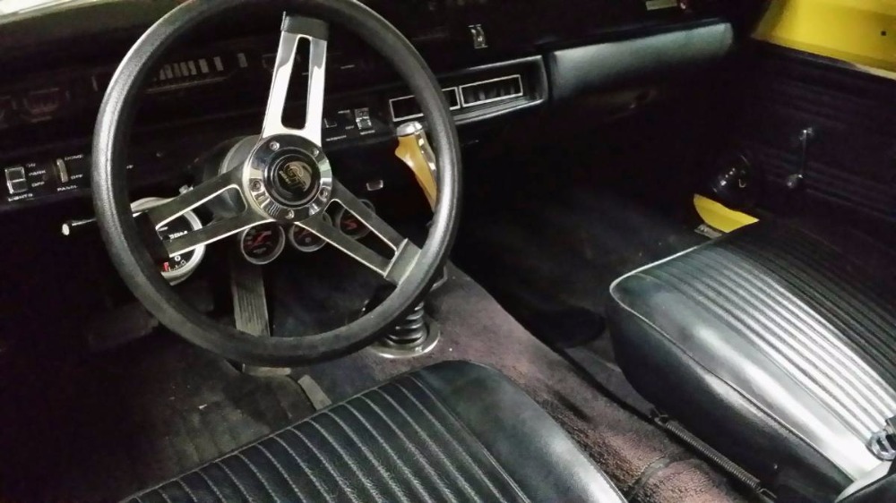 Used 1969 Plymouth RoadRunner -426 BIG BLOCK-BEEP BEEP- READY, SET, ZOOM-MOPAR POWER- | Mundelein, IL