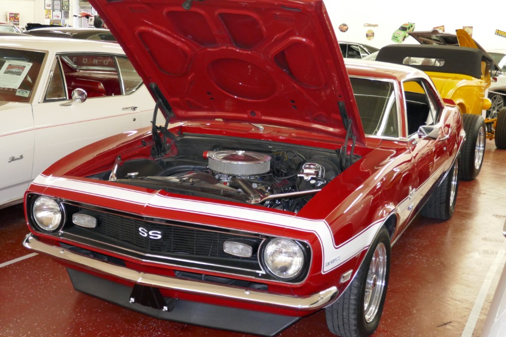 Used 1968 Chevrolet Camaro -Restored SS -4-SPD MANUAL- Paint is amazing-NEW LOW PRICE-SEE VIDEO | Mundelein, IL