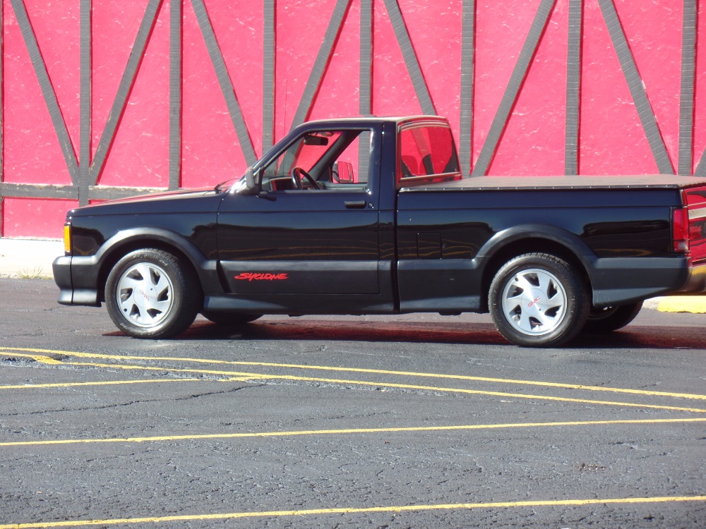 Used 1991 GMC Syclone -RARE-TURBO-ONLY 2995 WERE BUILT-Clean Carfax-NEW LOW PRICE-SEE VIDEO | Mundelein, IL