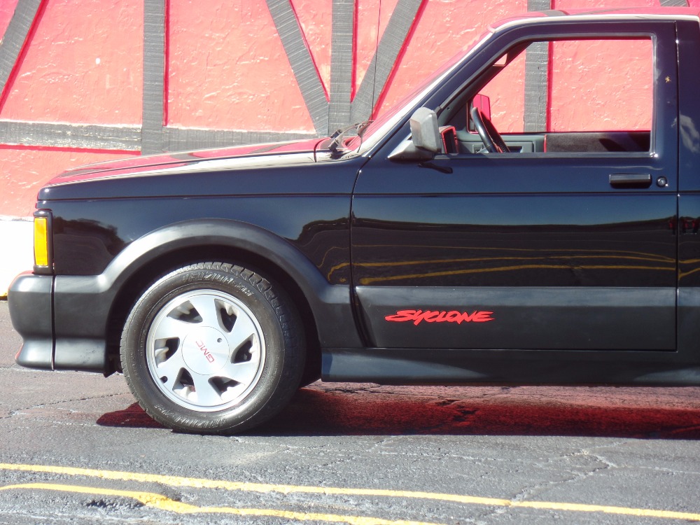 Used 1991 GMC Syclone -RARE-TURBO-ONLY 2995 WERE BUILT-Clean Carfax-NEW LOW PRICE-SEE VIDEO | Mundelein, IL