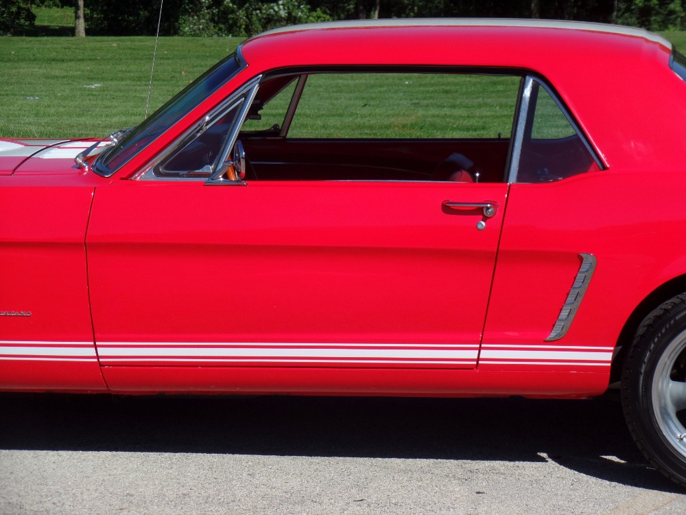 Used 1965 Ford Mustang -5.0 FUEL INJECTED -ProTouring Pony-Superb paint job-2owner-SEE VIDEO | Mundelein, IL