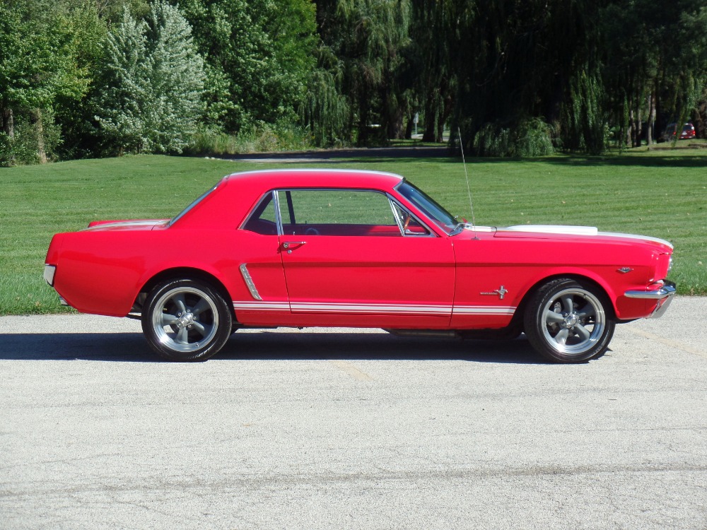Used 1965 Ford Mustang -5.0 FUEL INJECTED -ProTouring Pony-Superb paint job-2owner-SEE VIDEO | Mundelein, IL