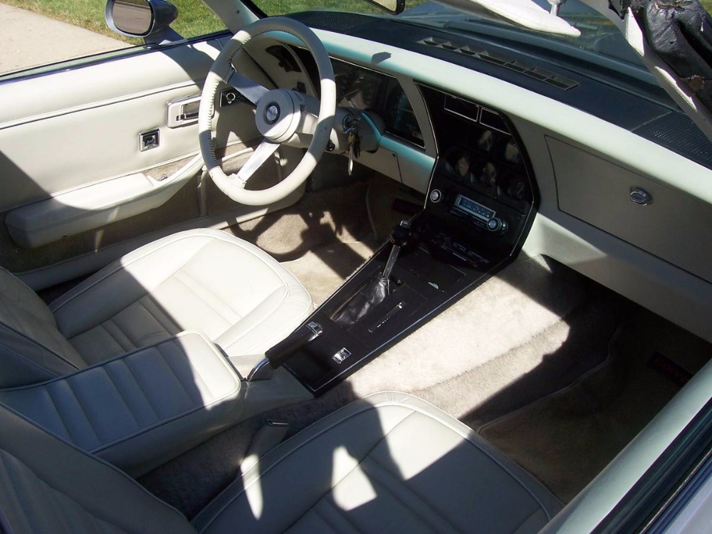 Used 1978 Chevrolet Corvette - 25th SILVER ANNIVERSARY- NUMBERS MATCHING- | Mundelein, IL