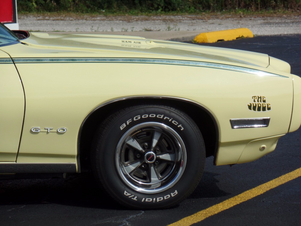 Used 1969 Pontiac GTO -LOTS OF POWER OPTIONS-PHS DOCUMENTED- SEE VIDEO | Mundelein, IL