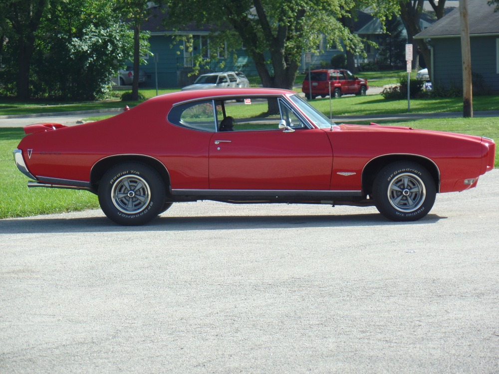 Used 1968 Pontiac GTO -RED AND READY-REAL 242 GTO-GREAT QUALITY CONDITION-SEE VIDEO | Mundelein, IL