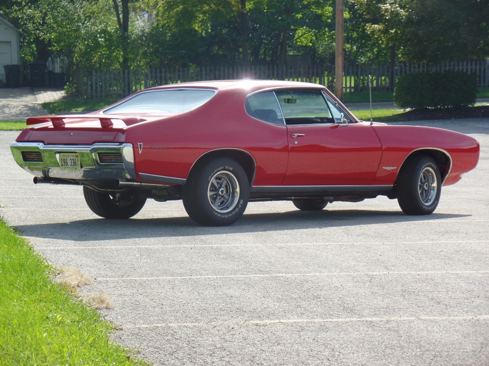 Used 1968 Pontiac GTO -RED AND READY-REAL 242 GTO-GREAT QUALITY CONDITION-SEE VIDEO | Mundelein, IL