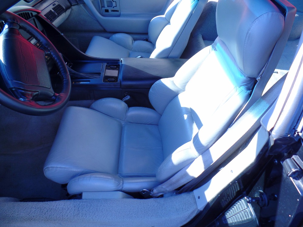 Used 1992 Chevrolet Corvette -TARGA TOP-LOW MILES ON NEW ENGINE-SEE VIDEO | Mundelein, IL