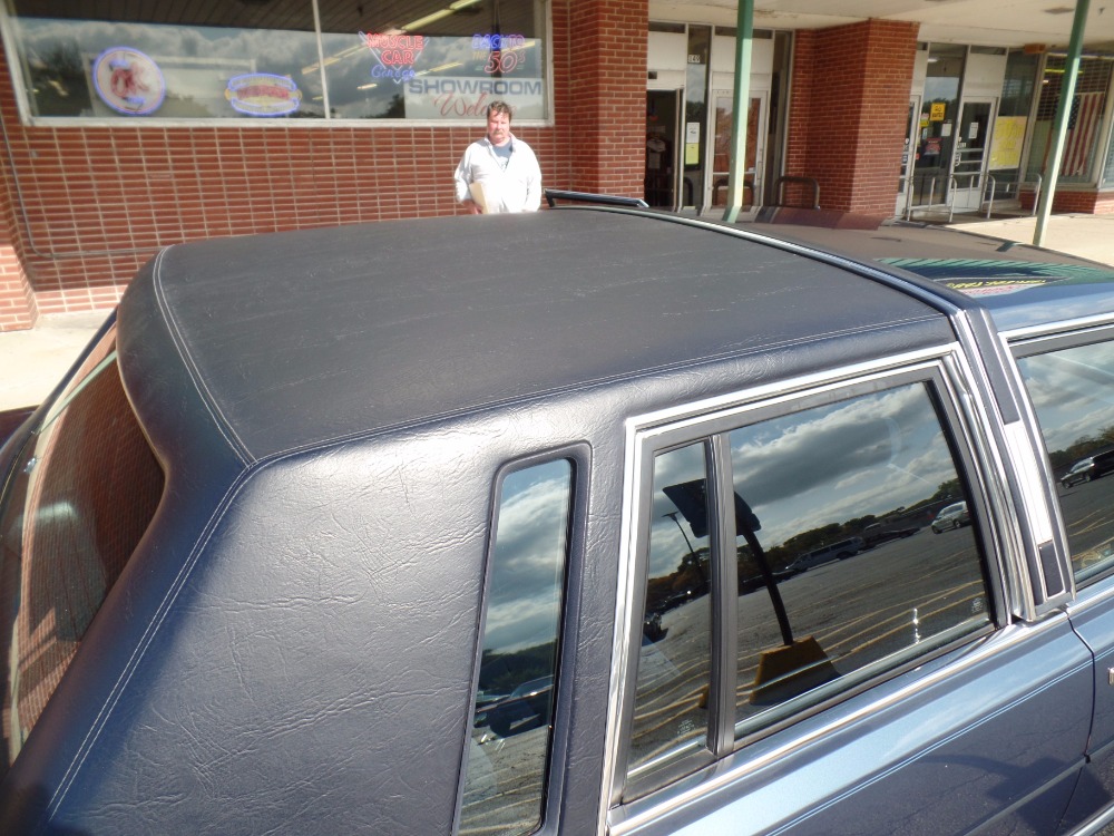 Used 1987 Lincoln Town Car -ORIGINAL LOW MILES- 5.0 L Engine- NUMBERS MATCHING- SURVIVOR CAR | Mundelein, IL