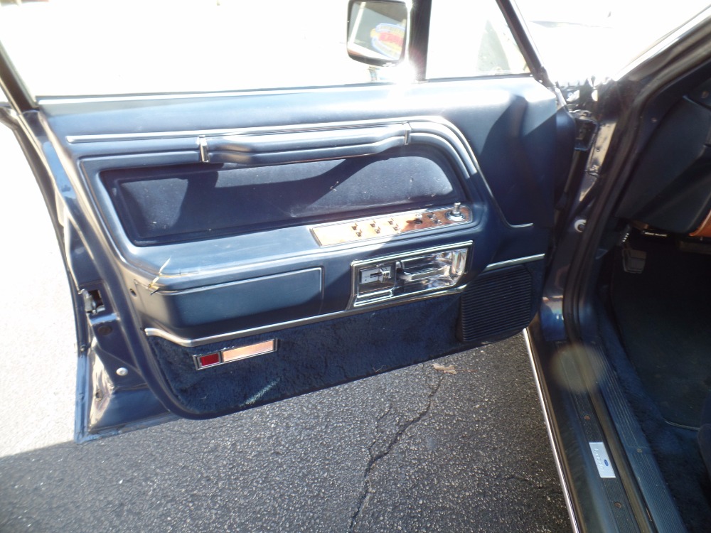Used 1987 Lincoln Town Car -ORIGINAL LOW MILES- 5.0 L Engine- NUMBERS MATCHING- SURVIVOR CAR | Mundelein, IL