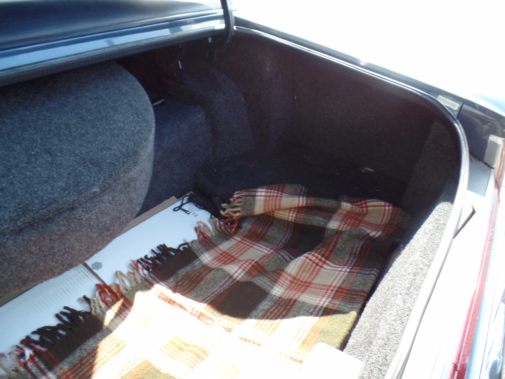 Used 1987 Lincoln Town Car -ORIGINAL LOW MILES- 5.0 L Engine- NUMBERS MATCHING- SURVIVOR CAR | Mundelein, IL