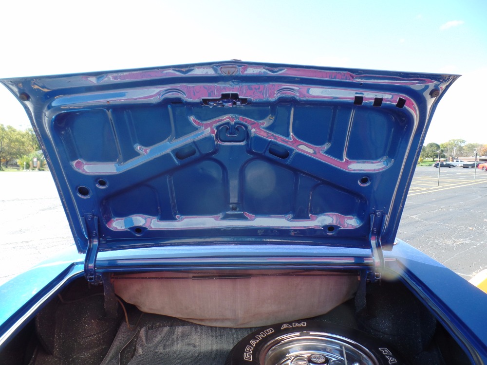 Used 1969 Chevrolet Chevelle -CONVERTIBLE-502 ENGINE-AWESOME PAINT-BUILT TOP NOTCH-SEE VIDEO | Mundelein, IL