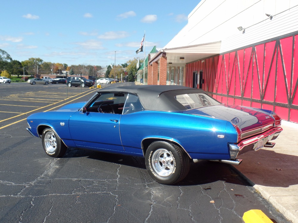 Used 1969 Chevrolet Chevelle -CONVERTIBLE-502 ENGINE-AWESOME PAINT-BUILT TOP NOTCH-SEE VIDEO | Mundelein, IL