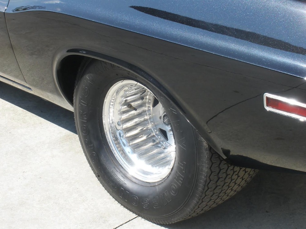 Used 1970 Dodge Challenger -PURE SINISTER APPEAL-MOPOWER- | Mundelein, IL
