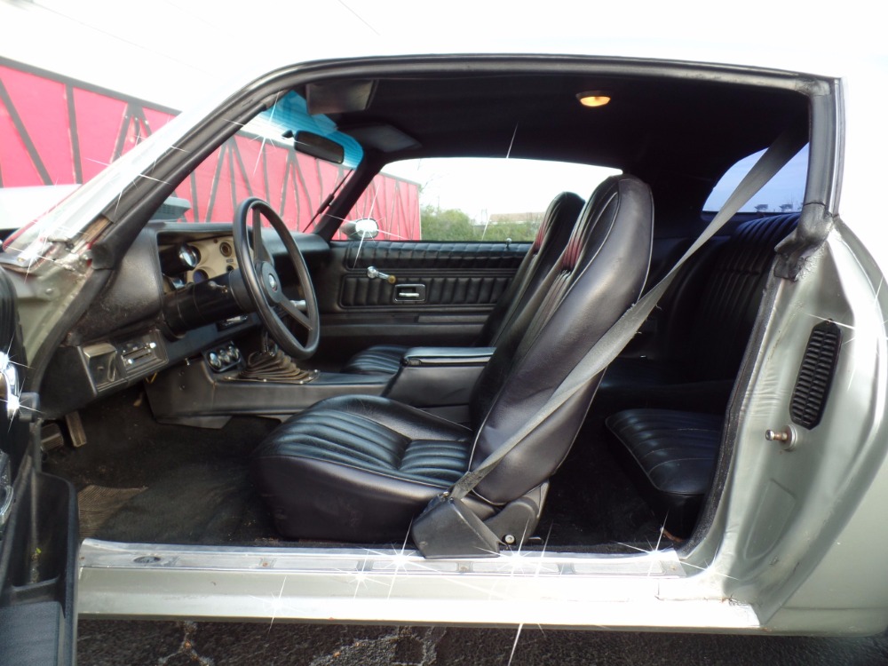 Used 1977 Chevrolet Camaro -Z/28-2nd GEN- 4 SPEED-DRIVER QUALITY-SOUNDS AMAZING-SEE VIDEO | Mundelein, IL