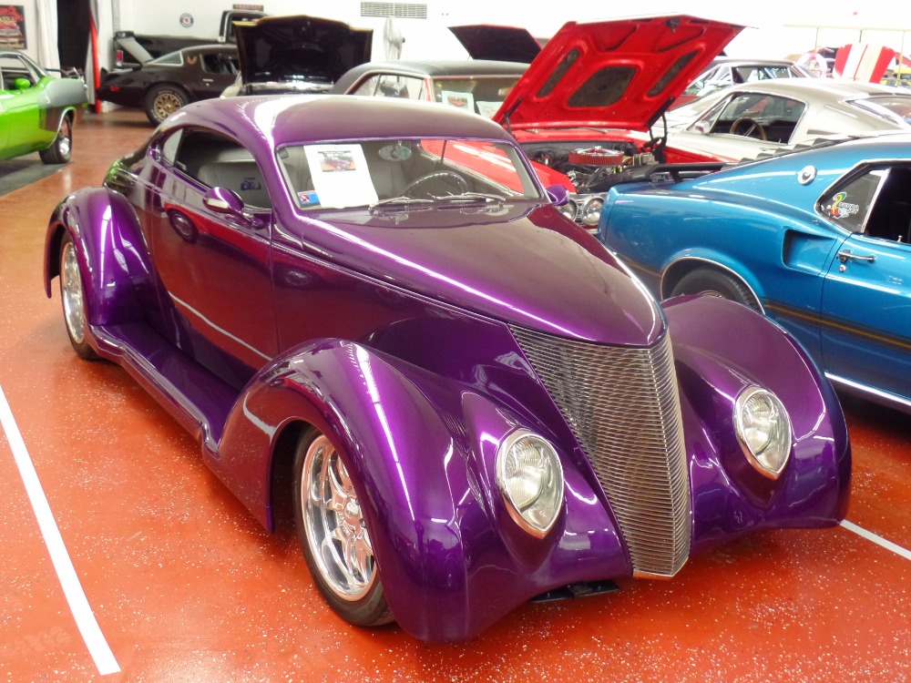 Used 1937 Ford Coupe -LS2 ENGINE-PRO TOURING-OZE BODY AND FRAME-HIGH END BUILD | Mundelein, IL