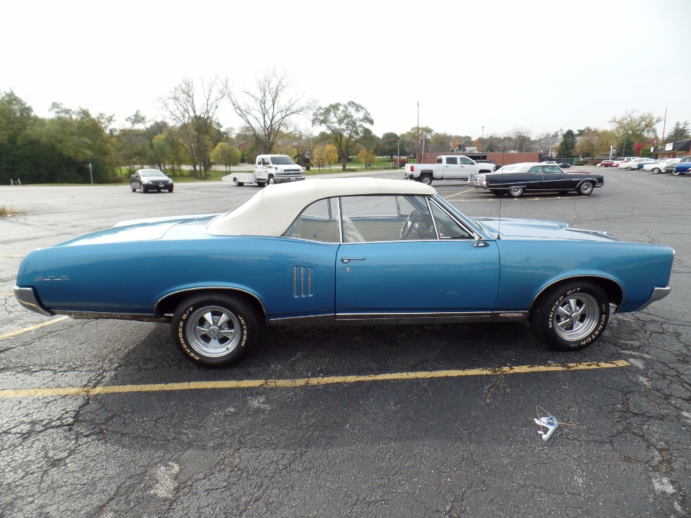 Used 1967 Pontiac GTO -PRO TOURING- CONVERTIBLE-CLONE GTO- FRAME OFF RESTORATION- | Mundelein, IL
