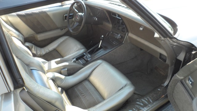 Used 1982 Chevrolet Corvette Collector Edition-Last of the C3 Model | Mundelein, IL