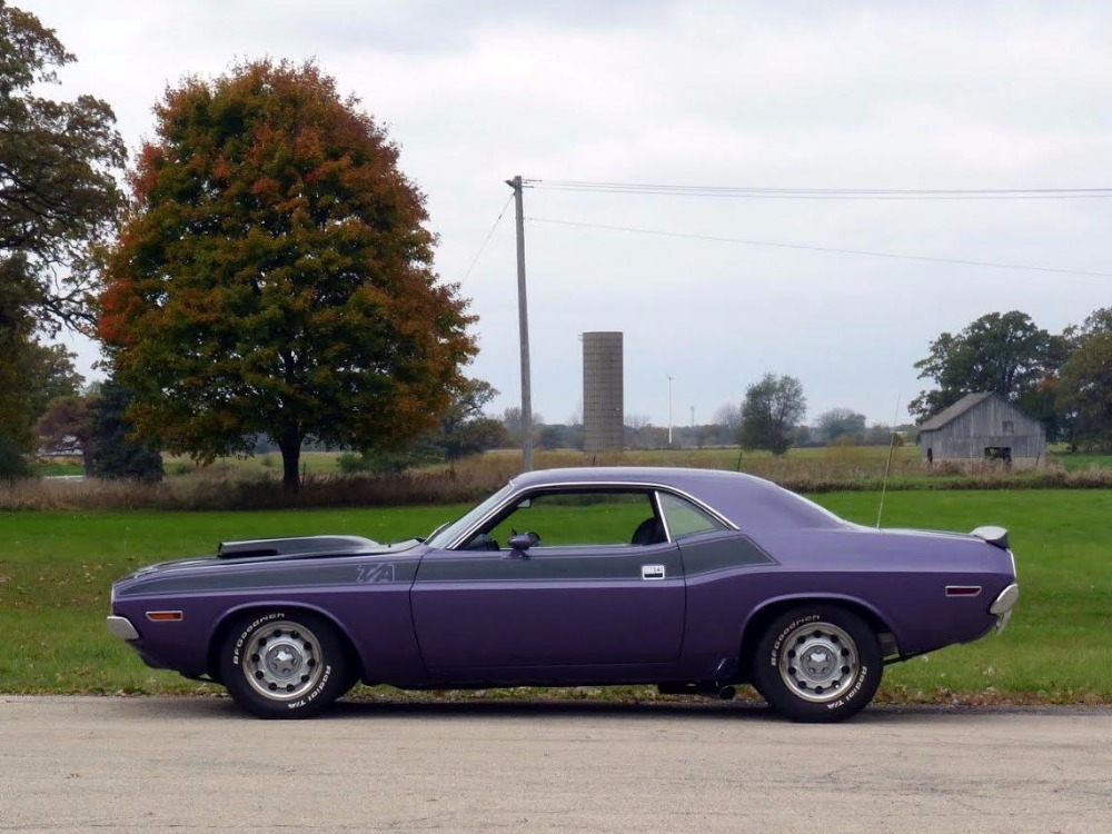 Used 1970 Dodge Challenger -PRICE DROP-ROTISSERIE-T/A PACKAGE-GOVIER CERTIFIED- 6-PACK | Mundelein, IL
