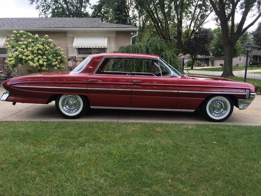 Used 1961 Oldsmobile Super 88 HOLIDAY - 21k ORIGINAL MILES- GREAT FIND-CREAMPUFF-WOW! | Mundelein, IL