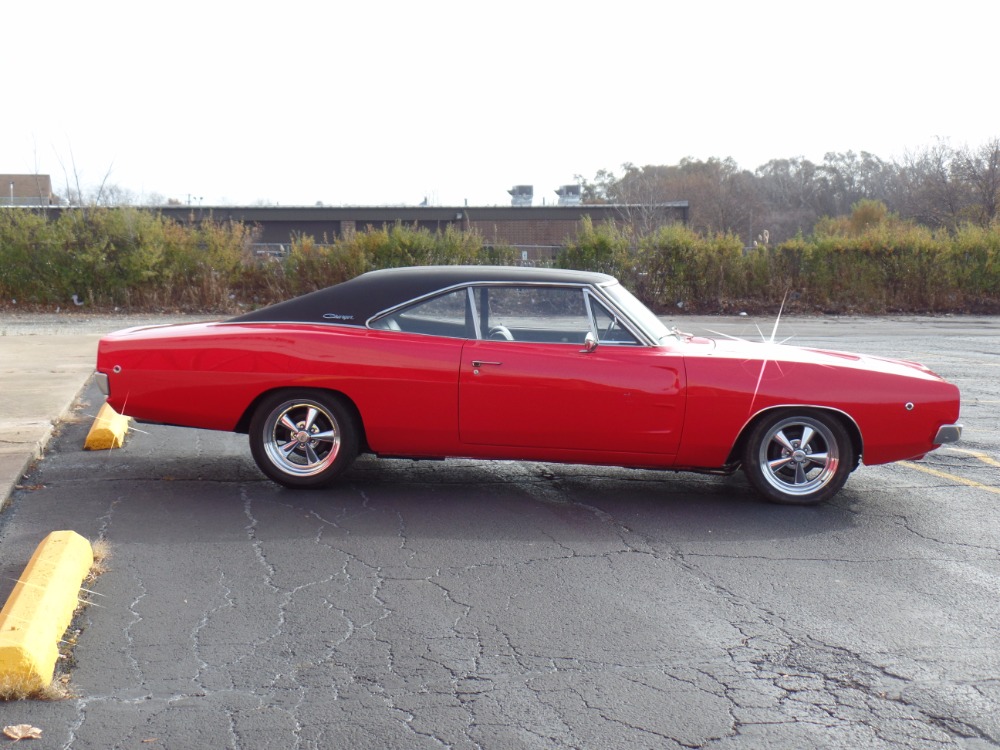 Used 1968 Dodge Charger -CALIFORNIA CAR-CLEAN SOLID MOPAR-SEE VIDEO | Mundelein, IL