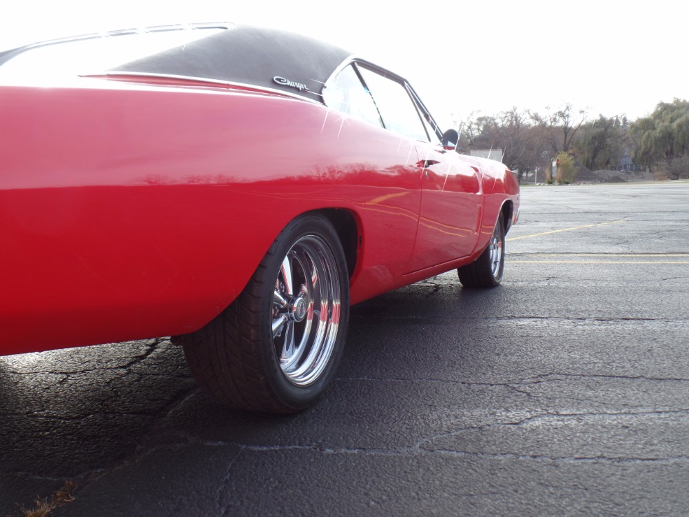 Used 1968 Dodge Charger -CALIFORNIA CAR-CLEAN SOLID MOPAR-SEE VIDEO | Mundelein, IL