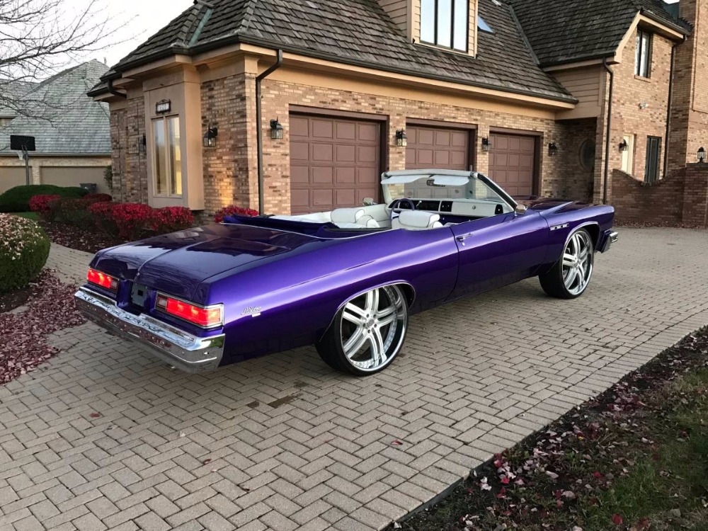 1975 Buick LeSabre Convertible This Lesabre has been customized inside out....