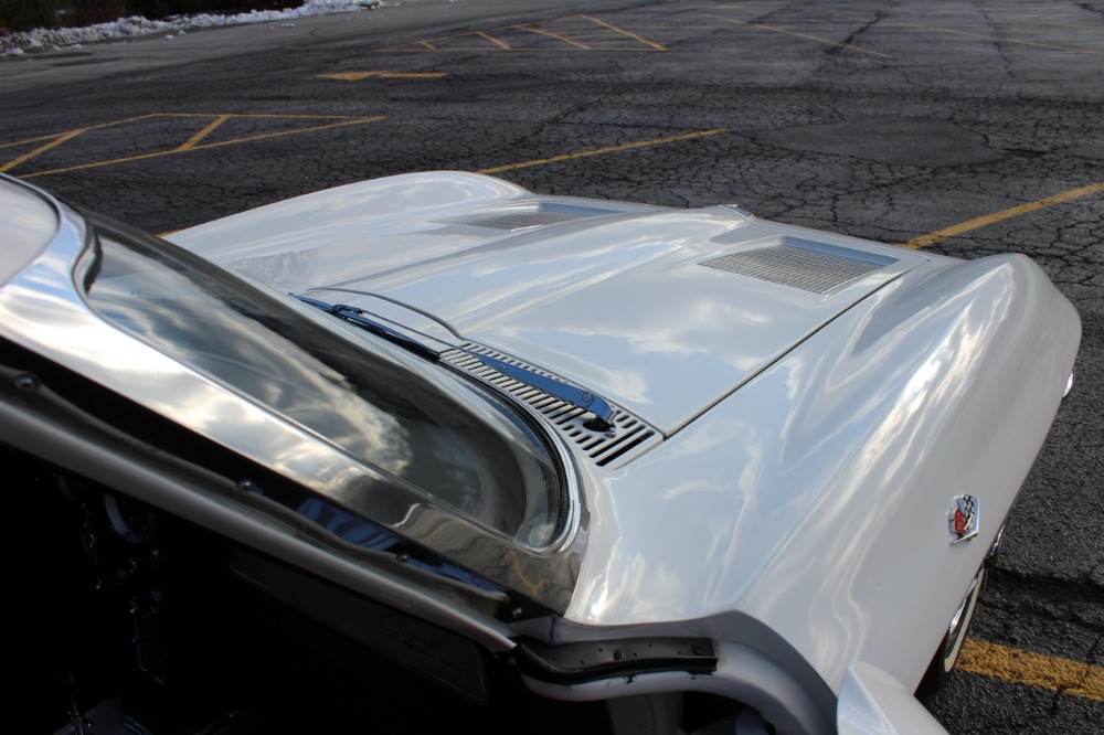 Used 1963 Chevrolet Corvette - SPLIT WINDOW- PRICE DROP - 340HP- RARE FIND- TRIPLE CROWN WINNER | Mundelein, IL