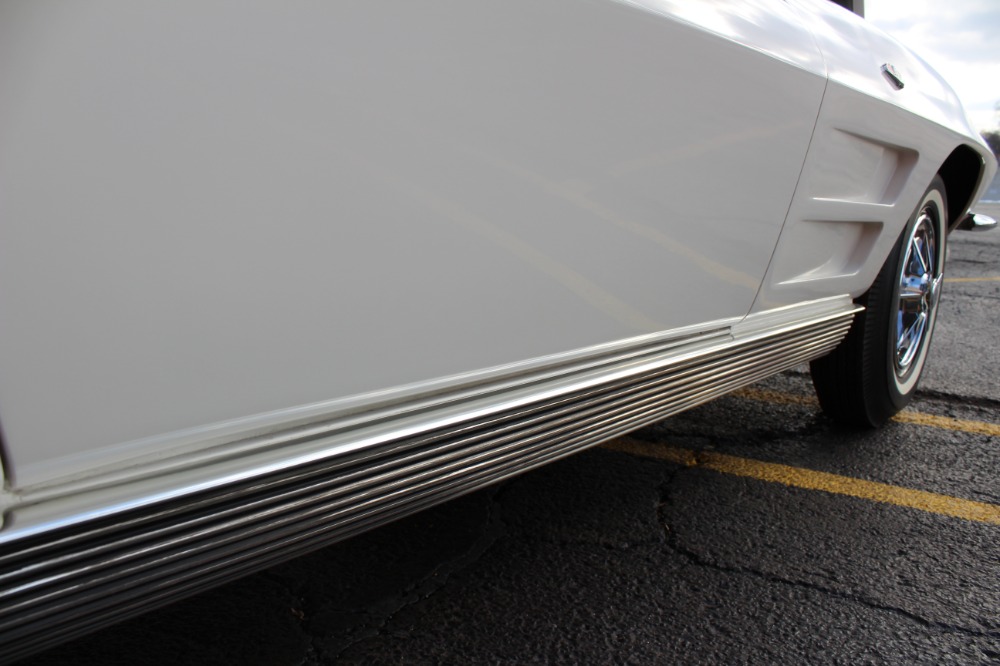 Used 1963 Chevrolet Corvette - SPLIT WINDOW- PRICE DROP - 340HP- RARE FIND- TRIPLE CROWN WINNER | Mundelein, IL
