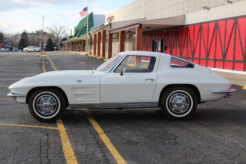 Used 1963 Chevrolet Corvette - SPLIT WINDOW- PRICE DROP - 340HP- RARE FIND- TRIPLE CROWN WINNER | Mundelein, IL