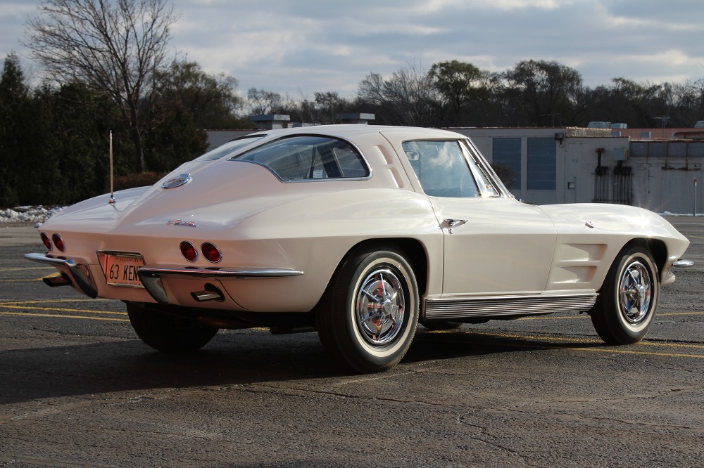 Used 1963 Chevrolet Corvette - SPLIT WINDOW- PRICE DROP - 340HP- RARE FIND- TRIPLE CROWN WINNER | Mundelein, IL