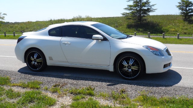 Used 2008 Nissan Altima Sport | Mundelein, IL