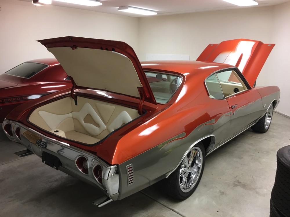 Used 1972 Chevrolet Chevelle -SHOW CAR-HIGH END CUSTOM PRO TOURING BUILD-CUSTOM INTERIOR-SEE VIDEO | Mundelein, IL