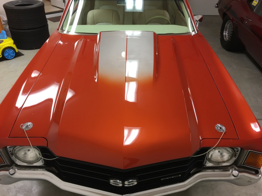 Used 1972 Chevrolet Chevelle -SHOW CAR-HIGH END CUSTOM PRO TOURING BUILD-CUSTOM INTERIOR-SEE VIDEO | Mundelein, IL