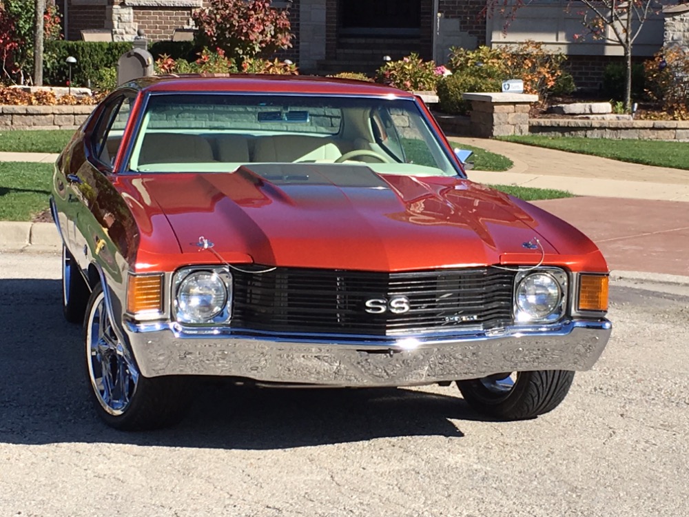 Used 1972 Chevrolet Chevelle -SHOW CAR-HIGH END CUSTOM PRO TOURING BUILD-CUSTOM INTERIOR-SEE VIDEO | Mundelein, IL