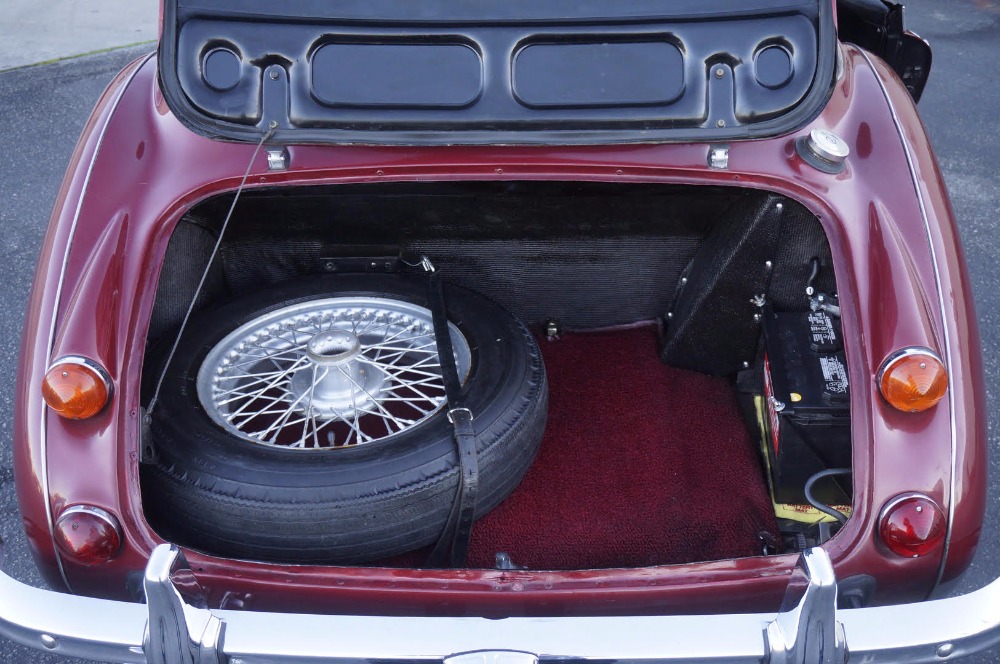 Used 1967 Austin Healey 3000 2 OWNER CONVERTIBLE- CALI CAR- DUAL EXHAUST | Mundelein, IL