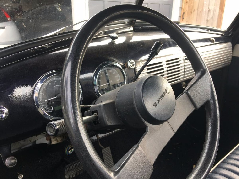 Used 1952 Chevrolet 3100 TRI POWER 5 WINDOW PICKUP UP WITH NEW CUSTOM INTERIOR | Mundelein, IL