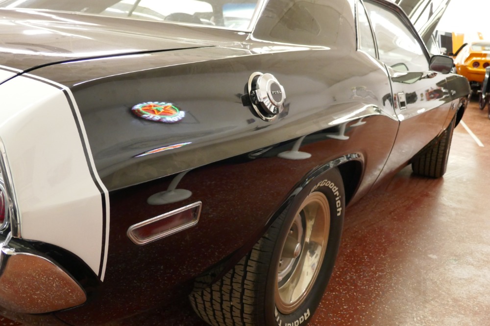 Used 1970 Dodge Challenger -BLACK ON BLACK-360- FRESH RESTORED-NEW JET BLACK PAINT-SHAKER HOOD- | Mundelein, IL