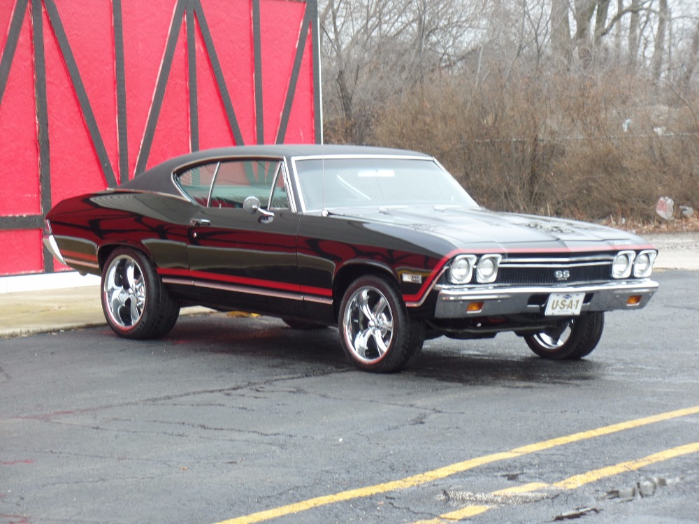 Used 1968 Chevrolet Chevelle SS396-CONCOURSE SILVER SPINNER AWARD-FRAME OFF RESTO-REAL DEAL-SEE VIDEO | Mundelein, IL