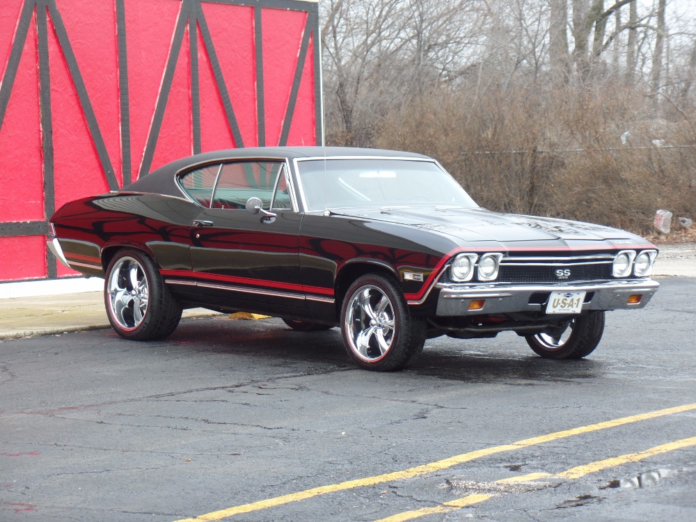 Used 1968 Chevrolet Chevelle SS396-CONCOURSE SILVER SPINNER AWARD-FRAME OFF RESTO-REAL DEAL-SEE VIDEO | Mundelein, IL