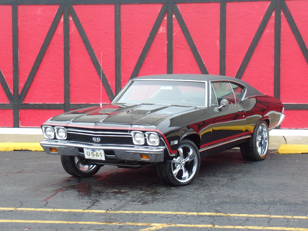 Used 1968 Chevrolet Chevelle SS396-CONCOURSE SILVER SPINNER AWARD-FRAME OFF RESTO-REAL DEAL-SEE VIDEO | Mundelein, IL