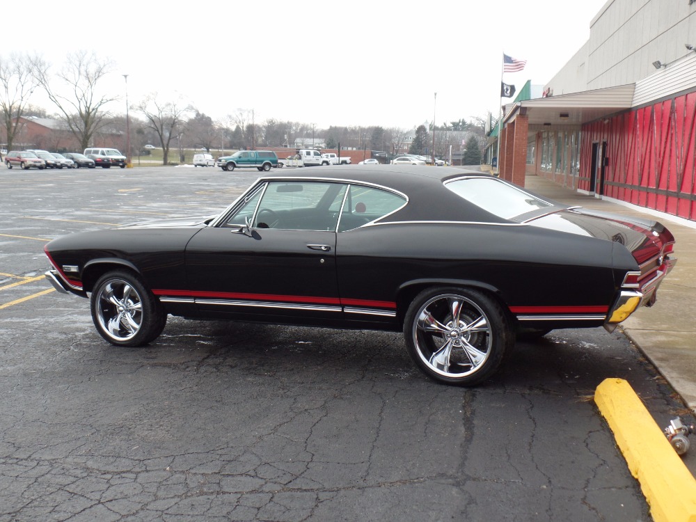 Used 1968 Chevrolet Chevelle SS396-CONCOURSE SILVER SPINNER AWARD-FRAME OFF RESTO-REAL DEAL-SEE VIDEO | Mundelein, IL