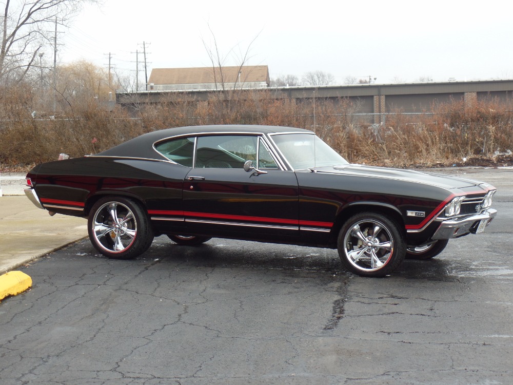 Used 1968 Chevrolet Chevelle SS396-CONCOURSE SILVER SPINNER AWARD-FRAME OFF RESTO-REAL DEAL-SEE VIDEO | Mundelein, IL