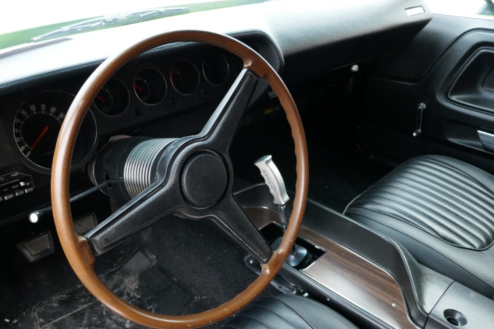Used 1971 Dodge Challenger -4 SPEED WITH 383 BIG BLOCK-CALI CAR-RT TRIBUTE-SOLID MOPAR- SEE VIDEO | Mundelein, IL