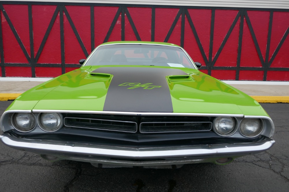 Used 1971 Dodge Challenger -4 SPEED WITH 383 BIG BLOCK-CALI CAR-RT TRIBUTE-SOLID MOPAR- SEE VIDEO | Mundelein, IL