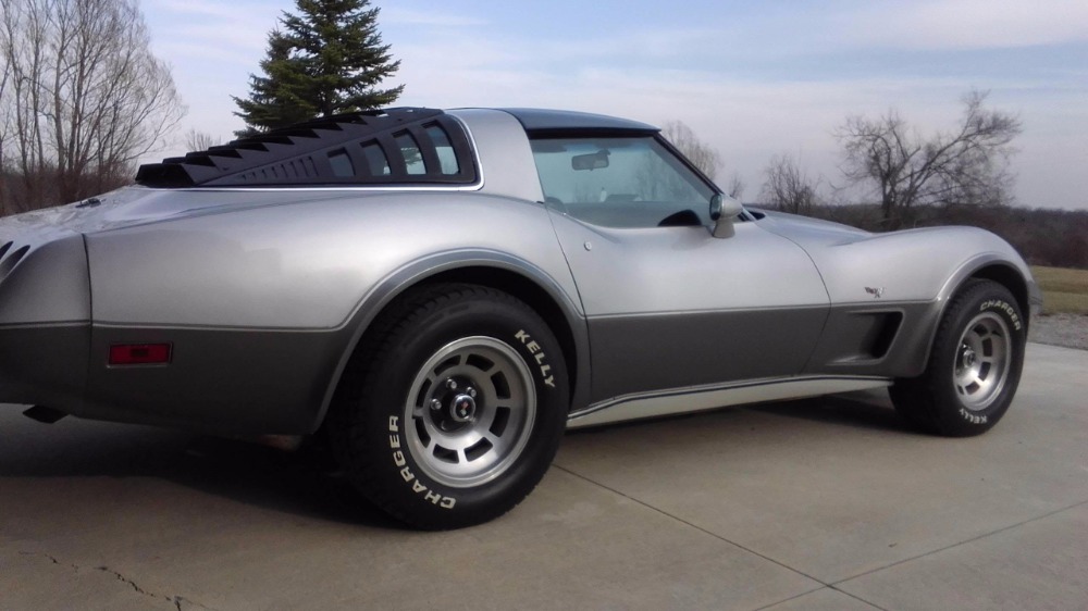 Used 1978 Chevrolet Corvette - WELL MAINTAINED 4-SPEED VETTE- | Mundelein, IL