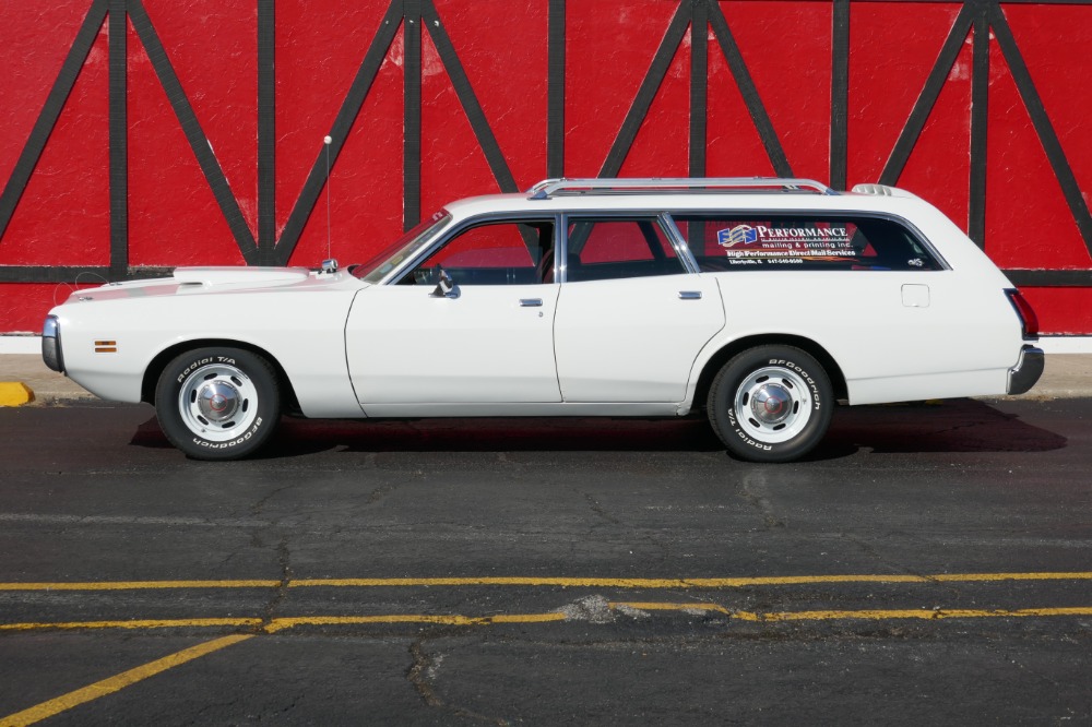 Used 1971 Dodge Coronet -CRESTWOOD WAGON- RARE - 1 OF 4 EVER BUILT- 9 PASSENGER SEATING- SEE VIDEO | Mundelein, IL