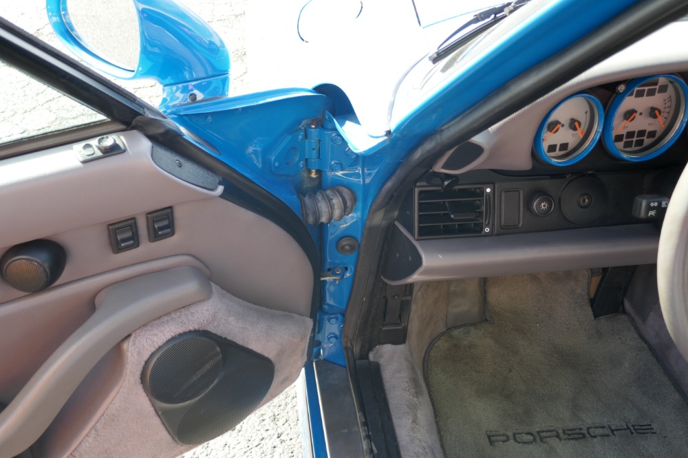 Used 1997 Porsche 911 -AIR COOLED-CONVERTIBLE ROADSTER-RARE COLOR COMBO-SEE VIDEO | Mundelein, IL
