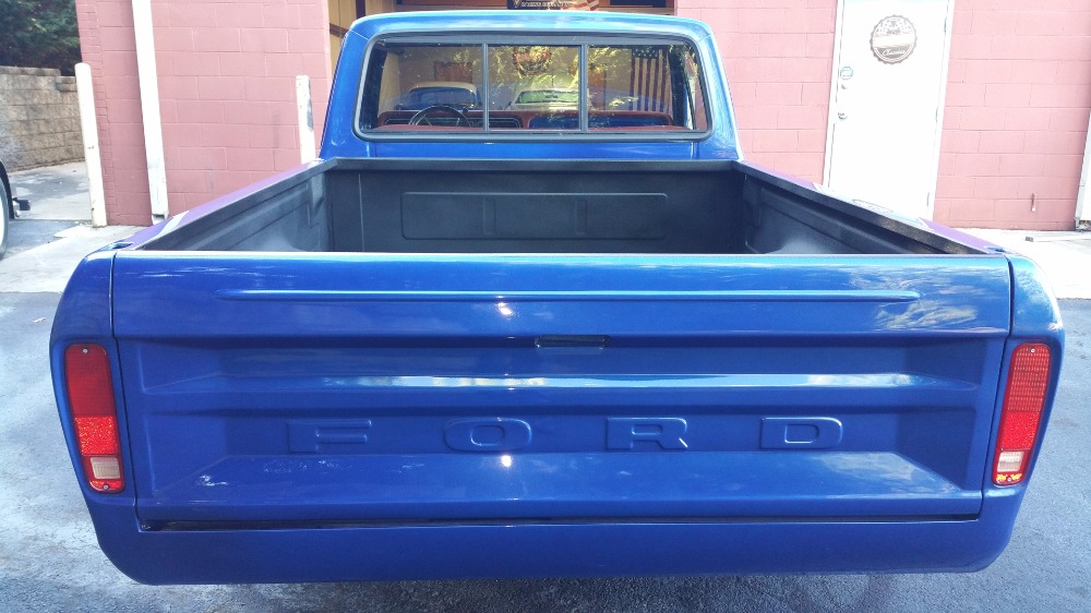 Used 1974 Ford F100 - CUSTOM PICKUP- VIPER BLUE METALLIC - | Mundelein, IL